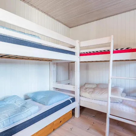 Holiday home Clxxix *